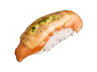 Nigiri flamed cheese salmon