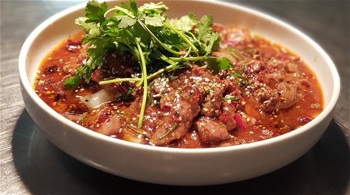 Sichuan Sizzling beef 水煮牛