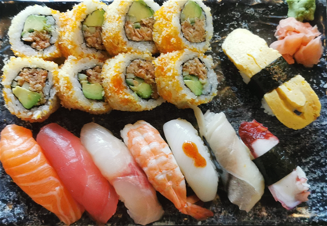 Sushi Box (voor 1 persoon)（16stuk)
