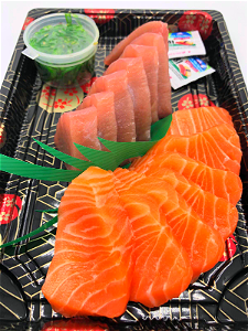 8018. Sashimi zalm & tonijn 