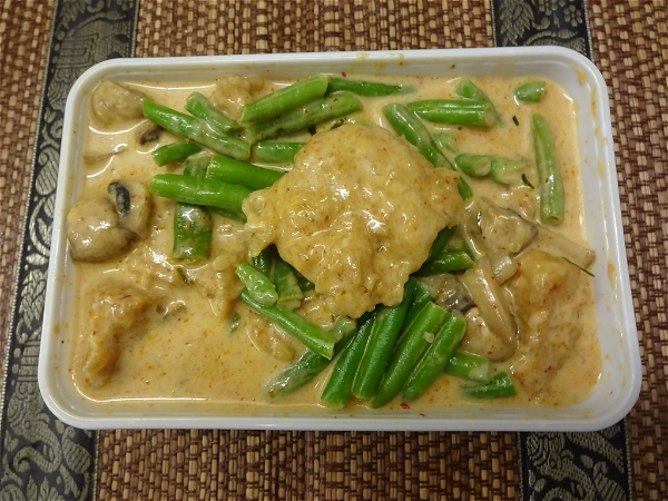 FISH red curry