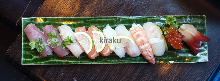Kiraku nigiri sushi mix met soep (10 st) 