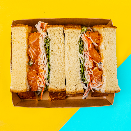 Fresh Salmon Sandwich