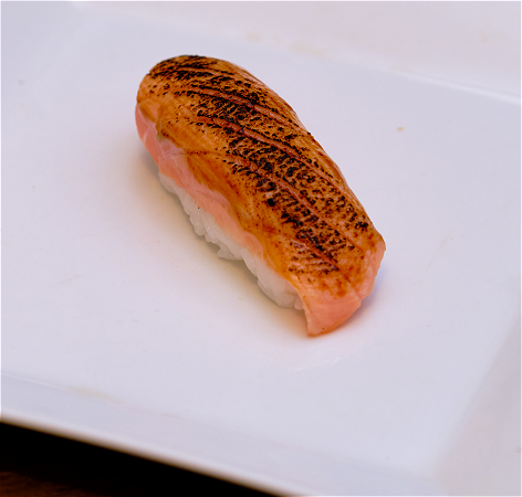 Nigiri salmon smoked