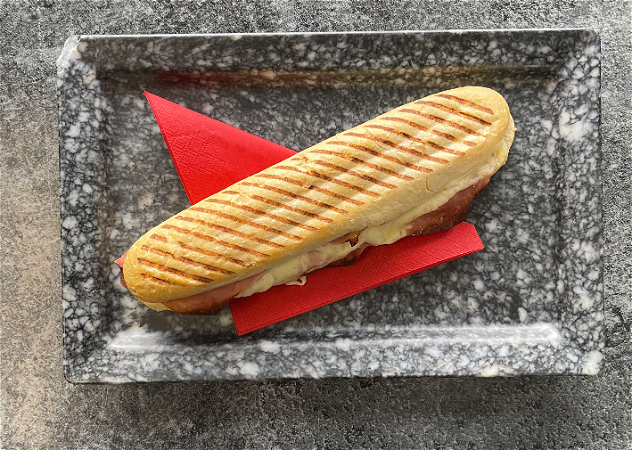 *nieuw* Panini kip pesto