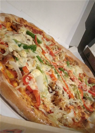 Pizza kipdoner speciaal