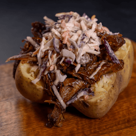 Ribby's ribsalon met gepofte aardappel menu