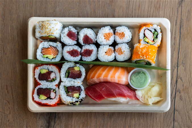 Sushi mix bakje 18 stuks
