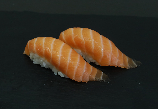Nigiri Salmon (2ps)