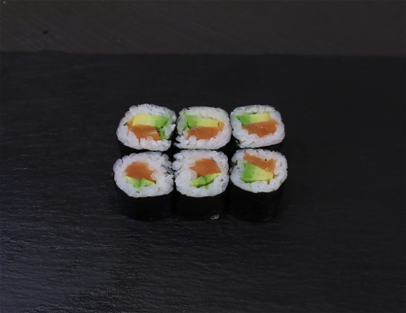 Maki Salmon Avocado
