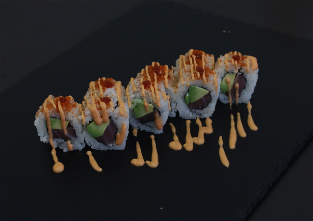 Spicy Tuna Roll (8 pcs)