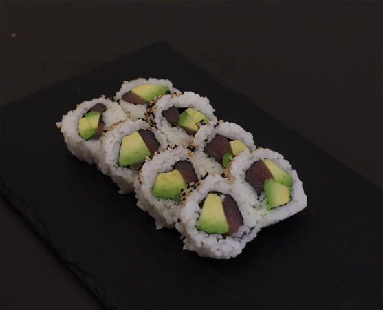 Tuna Avocado Roll (8 pcs)