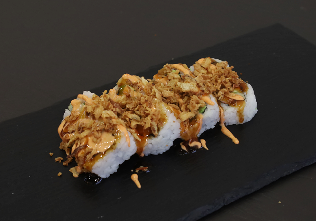 Crunch Veggie Roll (8 pcs)