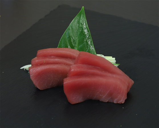 Tuna Sashimi (6 pcs)
