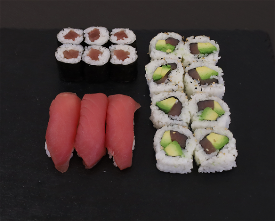 Tuna Menu (17 pcs)