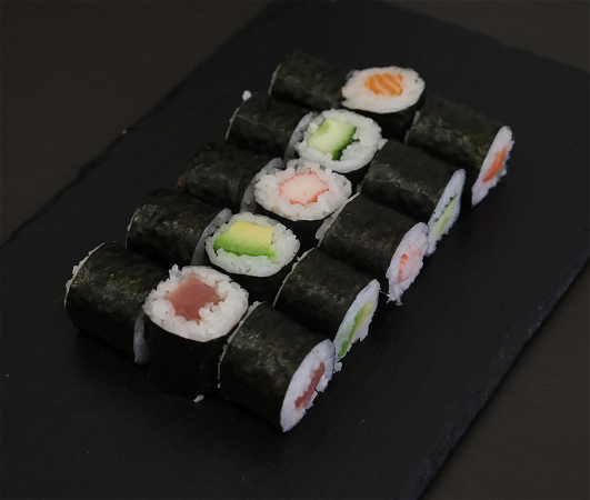Maki Mix (15 pcs)