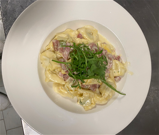 Tortellini alla Panna