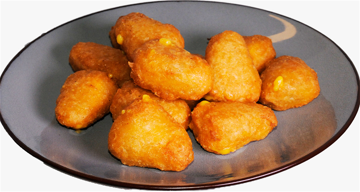 12 Chili cheese Nuggets 