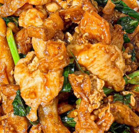 (NIEUW) CRISPY pad see ew  met kip