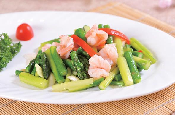 鲜芦笋炒三鲜 Roergebakken asperges met drie soorten zeevruchten 