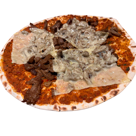 Turkse pizza met shoarma en gesmolten kaas