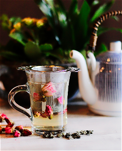 Rose oolong tea