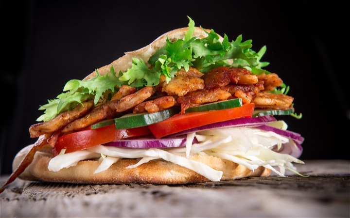 Broodje kipdöner speciaal