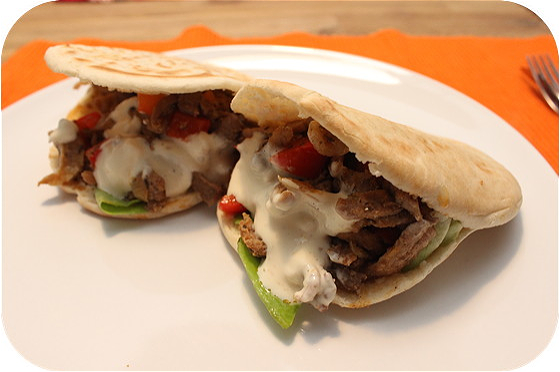 Broodje kipdöner kaas