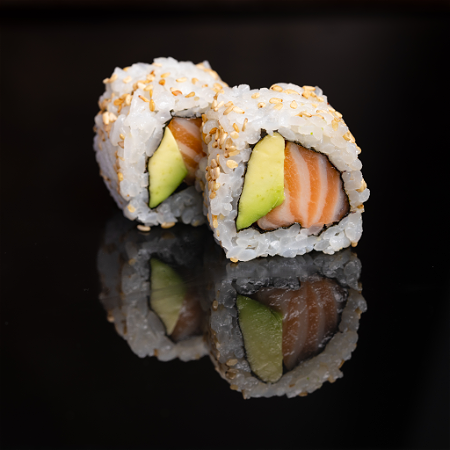 Salmon avocado roll