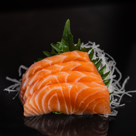 Sashimi salmon