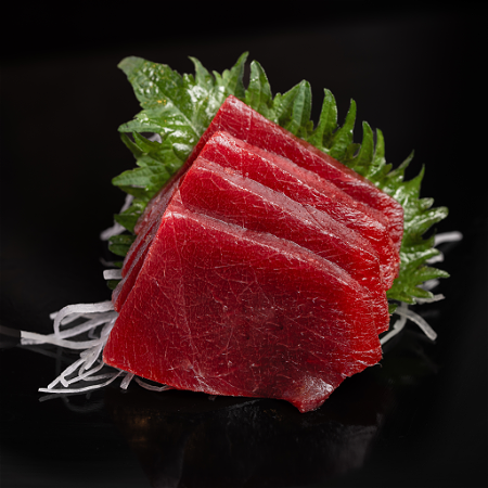 Sashimi tuna