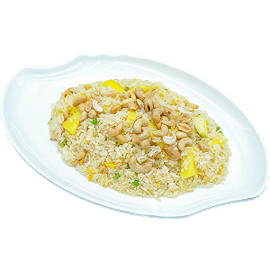 Pineapple fried rice with cashew nuts