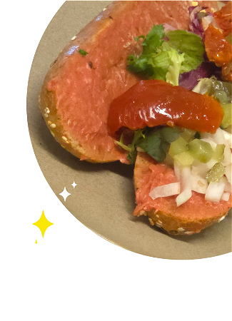 Filet American met gedroogde tomaat, augurk en ui