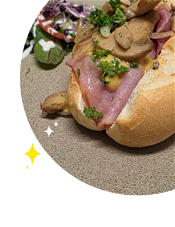 Warme beenham met champignons en ui mosterdroomsaus