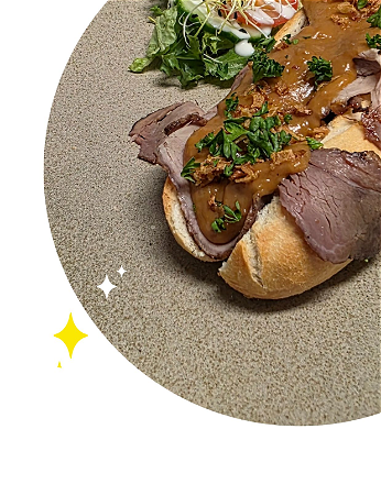 Warm vlees met satésaus