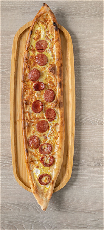 Sucuklu, Yumartali, Kasarli pide