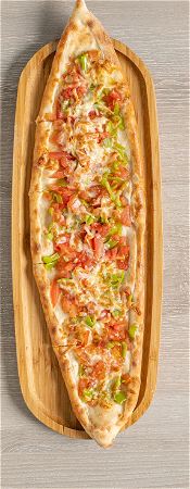 Kasar, domates, biberli pide