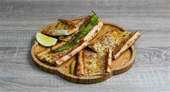 Kiymali, Kasarli  pide  Mevlana