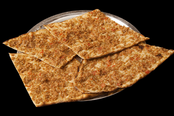 Etli Ekmek (Pide met gehakt)
