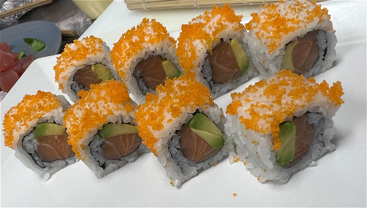 California Salmon roll