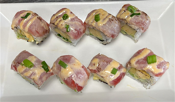 Flamed tuna roll