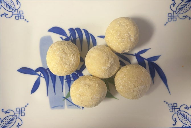 Sesame balls