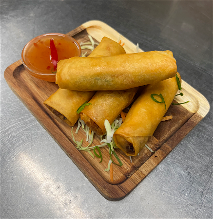 Pho Pia Kai 