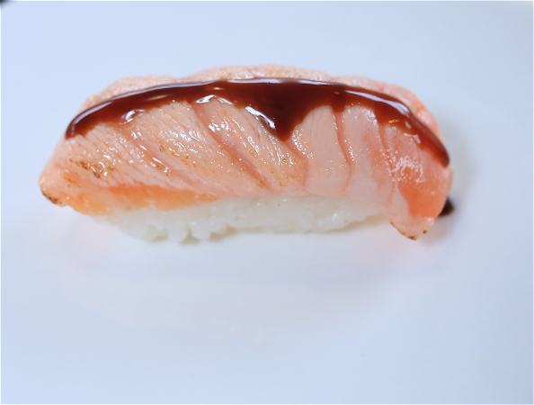 Geflambeerde zalm met saus