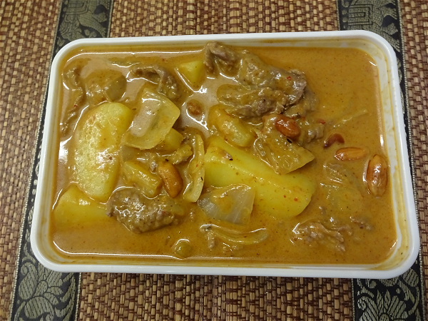 BEEF massaman curry