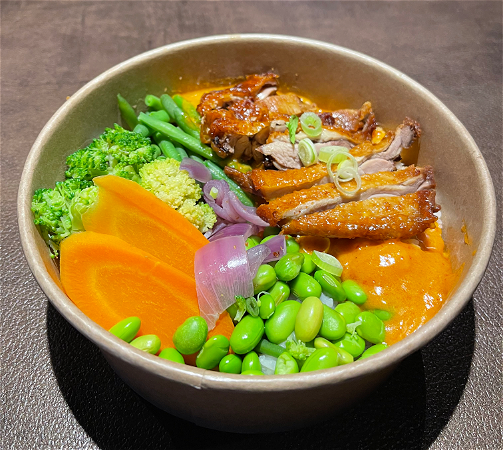 Rijst bowls Duck curry