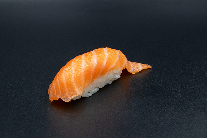 Sake nigiri 