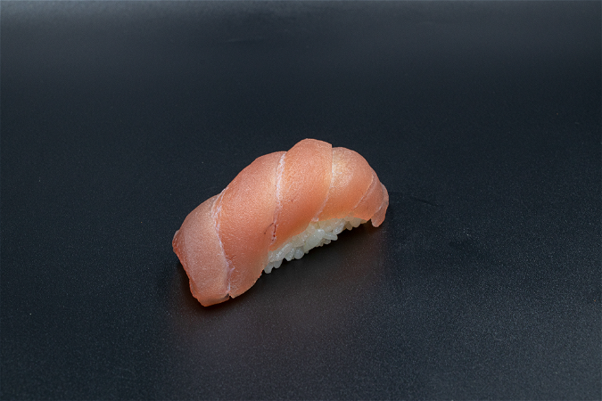 Maguro nigiri