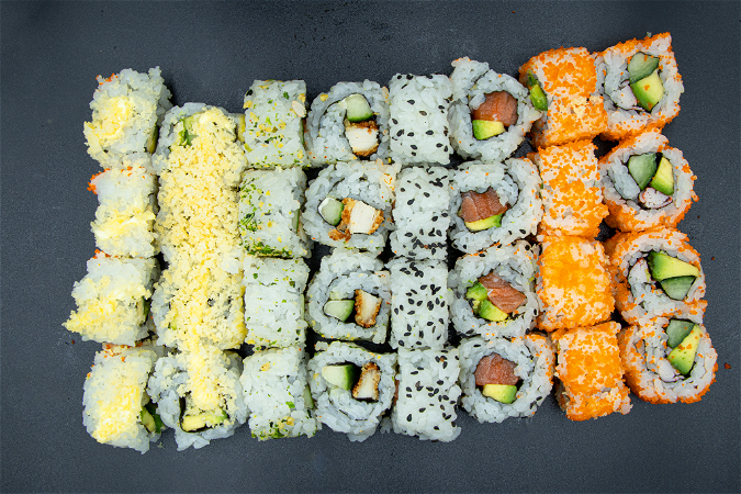 Sushi box 13