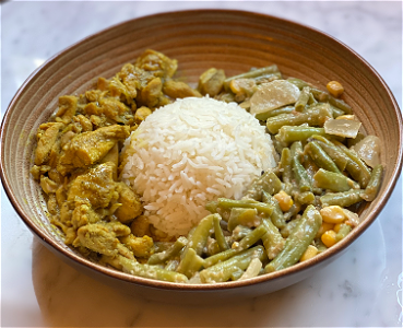 Thaise Curry kip